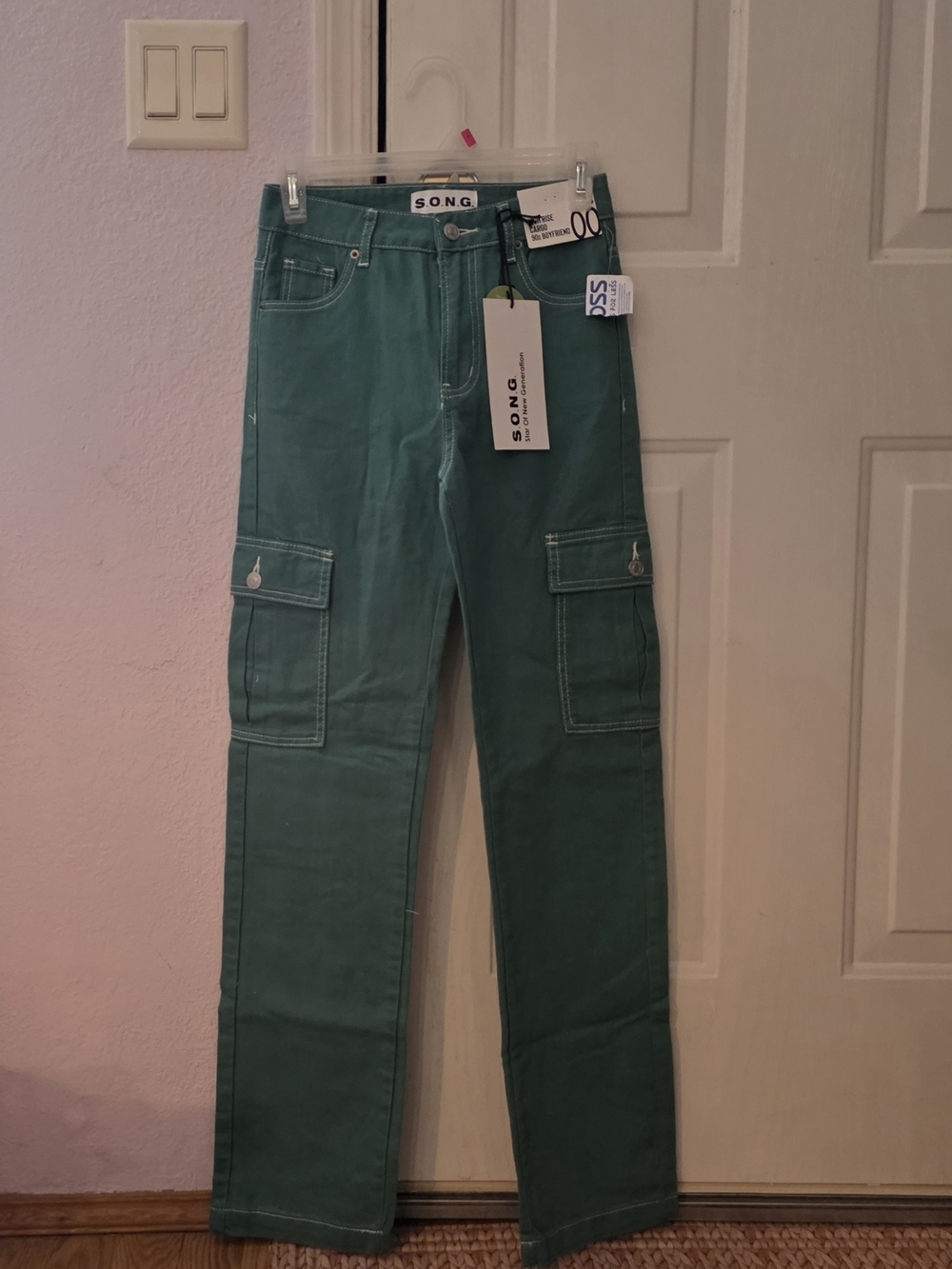 NWT- Star Of New Generation 00 Women's Green Cargo Pants